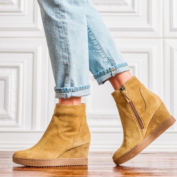 Sofft NWOT Shary Aqua Waterproof Camel Color Ankle Booties-Size 9 - Picture 13 of 16